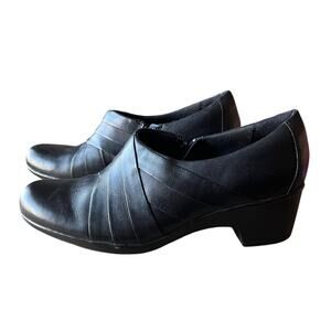 Clarks Booties Womens Size 9.5 Black Leather Cushion Comfort Zip Up Block Heel
